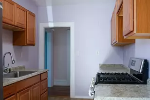 11 Tapley St, Lynn, MA 01904 - Photo 4