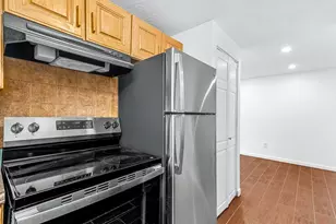 135 Grove St, Rockland, MA 02370 - Photo 2