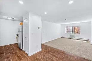 135 Grove St, Rockland, MA 02370 - Photo 4