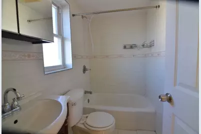 196 Holbrook Rd #0, Quincy, MA 02171 - Photo 10