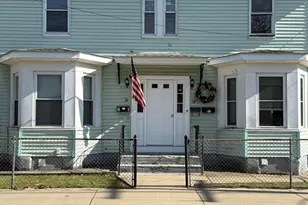 16 Hudson St, Woburn, MA 01801 - Photo 16