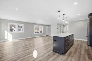 534 Hogg Memorial Dr, Whitman, MA 02382 - Photo 8