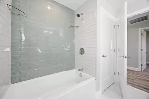 534 Hogg Memorial Dr, Whitman, MA 02382 - Photo 16