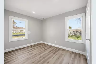 534 Hogg Memorial Dr, Whitman, MA 02382 - Photo 12