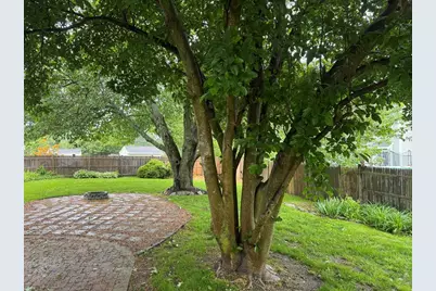 534 Hogg Memorial Dr, Whitman, MA 02382 - Photo 24