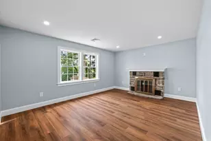 95 Pineland Ave, Worcester, MA 01604 - Photo 10