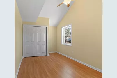 27 Pine St #2, Pepperell, MA 01463 - Photo 10