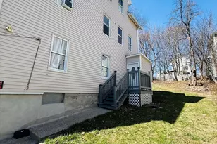 26 Edgeworth St, Worcester, MA 01605 - Photo 12
