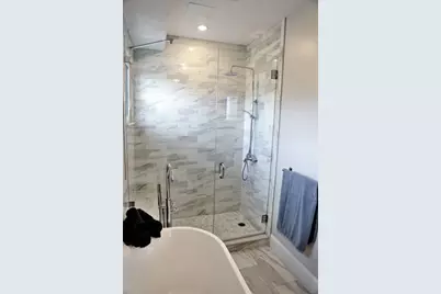 40 Evergreen Ave #1..0, Somerville, MA 02145 - Photo 6