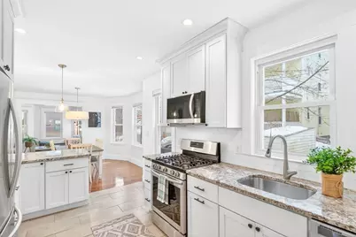 6 Brattle St #1, Arlington, MA 02476 - Photo 8