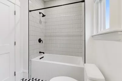 32 Beacon #1B, Gloucester, MA 01930 - Photo 8