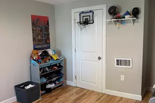 86 Oak St, Waltham, MA 02453 - Photo 14