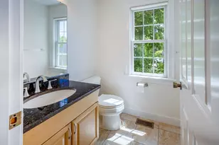 54 Spruce St, Winchester, MA 01890 - Photo 12