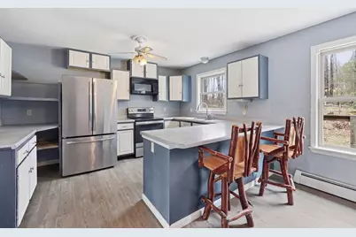 30 Cross St, Douglas, MA 01516 - Photo 2