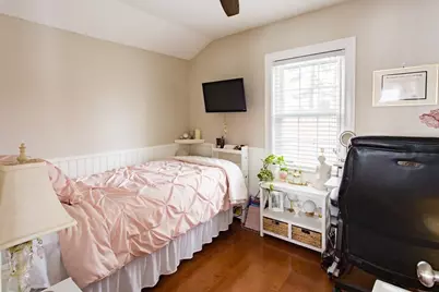 62 Cottage St #7, West Brookfield, MA 01585 - Photo 12