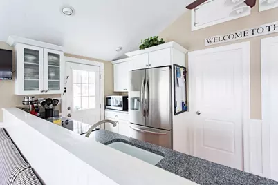 62 Cottage St #7, West Brookfield, MA 01585 - Photo 10