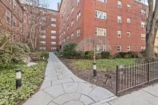 131 Sewall Ave, Brookline, MA 02446 - Photo 18