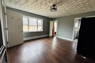 166 Bradford Ave, Fall River, MA 02721 - Photo 16