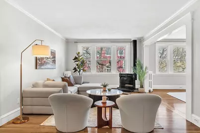 50 Lancaster Ter #4, Brookline, MA 02446 - Photo 2