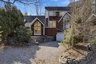 17 Wildflower Path, Hudson, MA 01749 - Photo 2