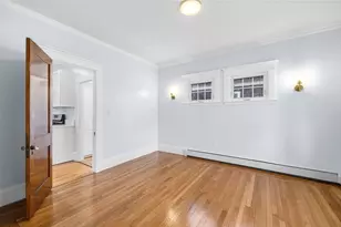 303 Maple St, New Bedford, MA 02740 - Photo 16