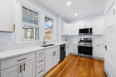 303 Maple St, New Bedford, MA 02740 - Photo 4