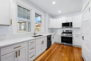 303 Maple St, New Bedford, MA 02740 - Photo 4