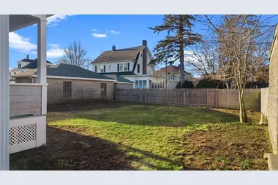 303 Maple St, New Bedford, MA 02740 - Photo 38