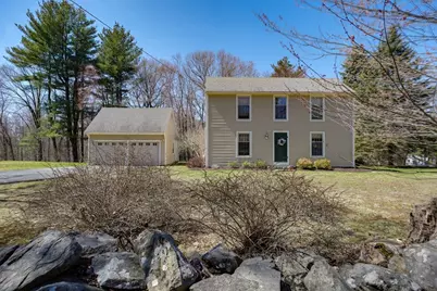 20 Stratton Rd, Grafton, MA 01519 - Photo 2