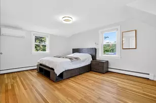 37 Pine St, Bedford, MA 01730 - Photo 8