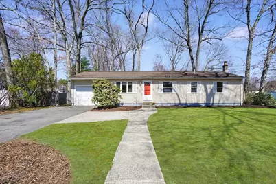 70 Quentin Rd, Springfield, MA 01129 - Photo 1