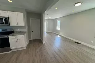 19 Weir Ave, Taunton, MA 02780 - Photo 6