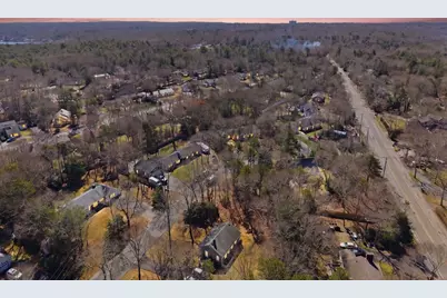 38 White Oak Trl, Barnstable, MA 02632 - Photo 2