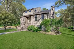 3 Hidden Cove Rd, Oak Bluffs, MA 02557 - Photo 4