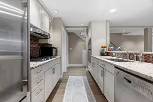 98 Waltham St, Boston, MA 02118 - Photo 20