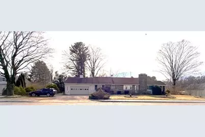 33 Slater St, Webster, MA 01570 - Photo 4