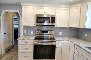74 Thurlow Ave, Revere, MA 02151 - Photo 4