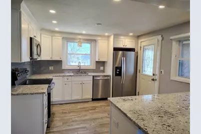 74 Thurlow Ave, Revere, MA 02151 - Photo 6