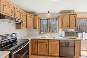 9 Knollwood Dr, Charlton, MA 01507 - Photo 8