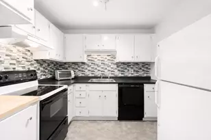 147 Milk St, Westborough, MA 01581 - Photo 4