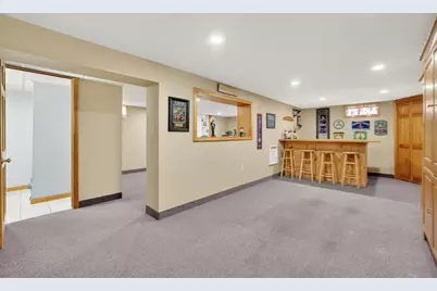 6 Ladd Ln, Wilbraham, MA 01095 - Photo 32