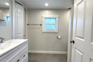 142 Main St, North Reading, MA 01864 - Photo 8