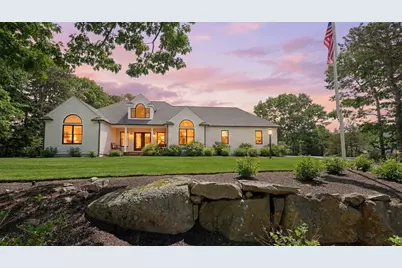 102 Cairn Ridge Rd, Falmouth, MA 02536 - Photo 2