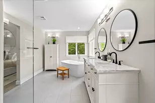 102 Cairn Ridge Rd, Falmouth, MA 02536 - Photo 14