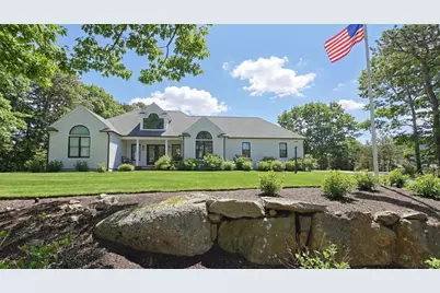 102 Cairn Ridge Rd, Falmouth, MA 02536 - Photo 1