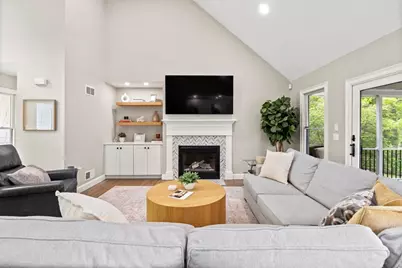 102 Cairn Ridge Rd, Falmouth, MA 02536 - Photo 4