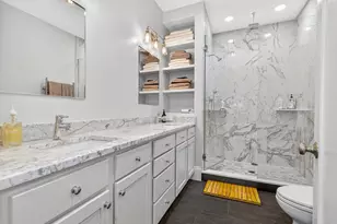 844 E 4th St, Boston, MA 02127 - Photo 16