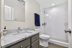 844 E 4th St, Boston, MA 02127 - Photo 28