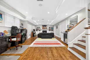 844 E 4th St, Boston, MA 02127 - Photo 22
