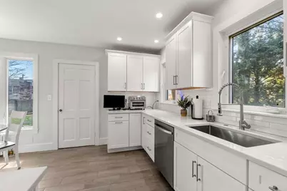 15 Preston Beach Rd, Marblehead, MA 01945 - Photo 10